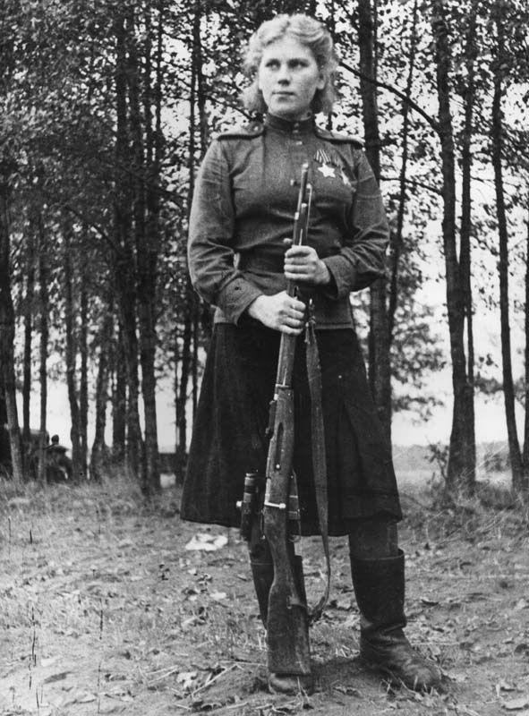 Full-length photo of Roza Shanina in November, 1944